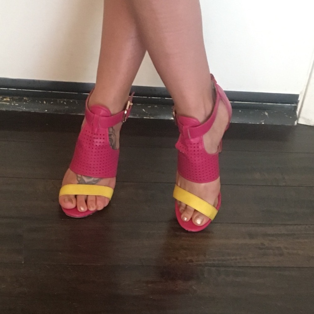Pink shoes